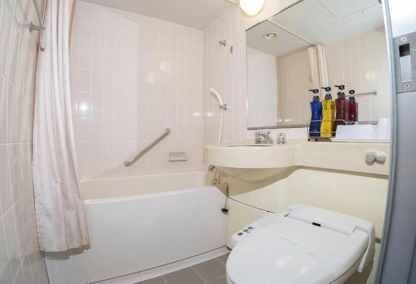 اتاق استاندارد یک نفره, Saka No Hotel Tretio Ochanomizu