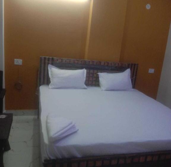 트리플 클래식 룸, Flagship Sukoon Inn Hotel Near Johari Enclave Metro Station