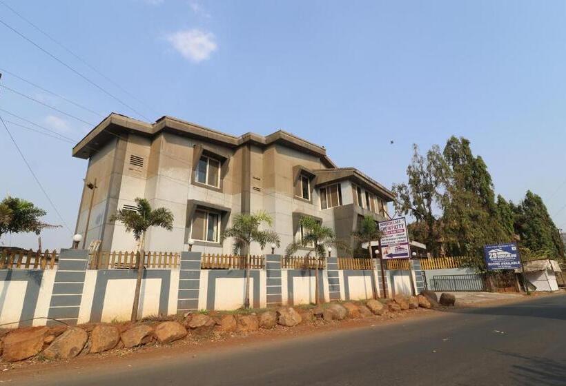 غرفة قياسية سرير كينج, Lake Suites By 29 Bungalow