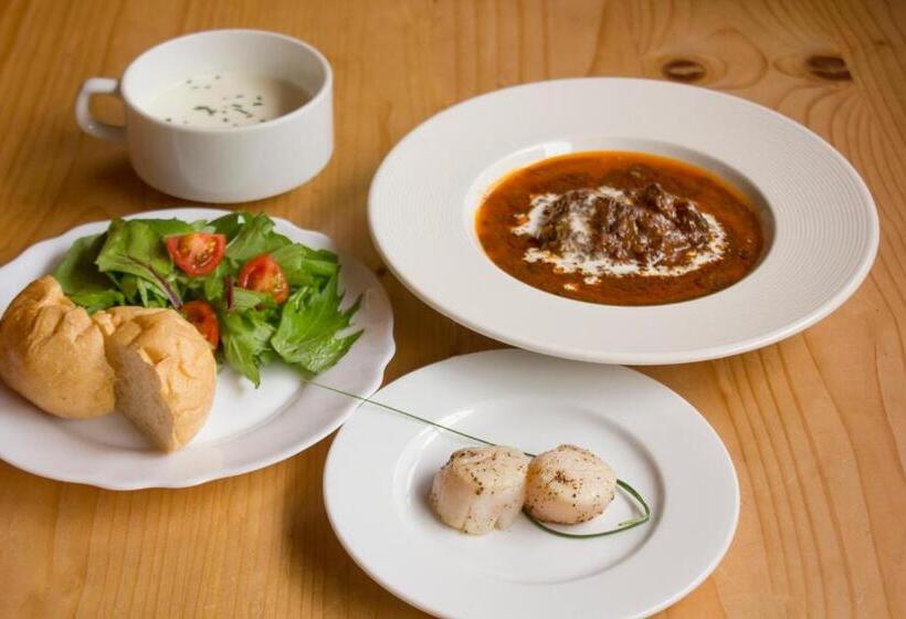 Номер Стандарт, 離島 宿navelの学校 三原港から船で14分