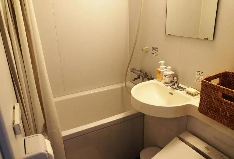 スタンダードトリプルルーム, 離島 宿navelの学校 三原港から船で14分
