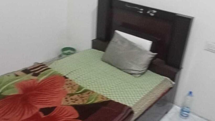 اتاق کلاسیک سه تخته, Oyo 80810f Bp Nigam Guest House