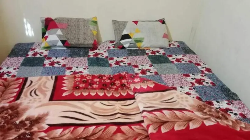 トリプルクラシックルーム, Oyo Ganesh Guest House