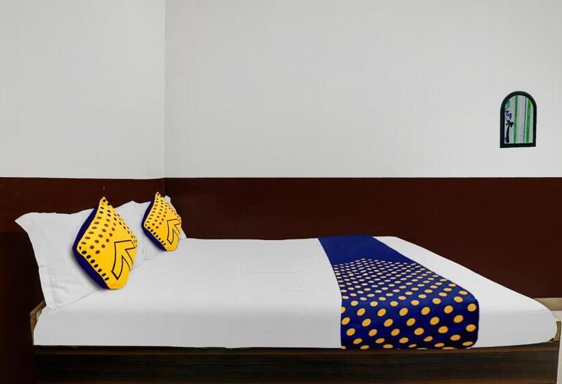 三人经典房间, Spot On Up Shere Purvanchal