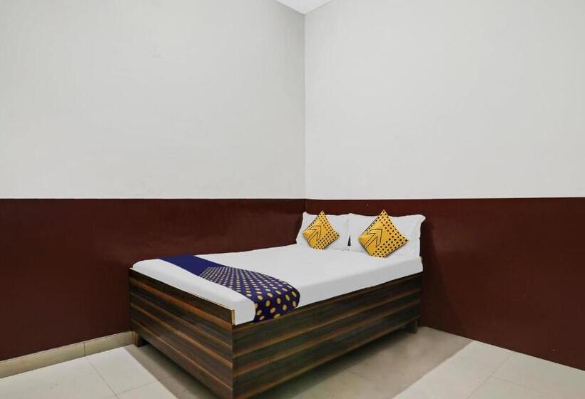 Трехместный Номер Классика, Spot On Up Shere Purvanchal