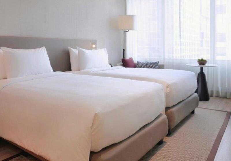 디럭스 룸 킹사이즈 침대, Lanson Place Mall Of Asia Manila