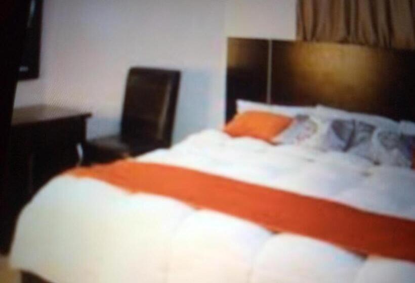 اتاق استاندارد یک نفره, New View Hoteland Suits