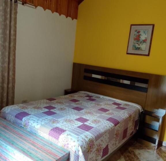 בקתת חדר, Chale Canto Dos Pássaros 2 Fica 3 Kilometros Antes De Monte Verde Mg