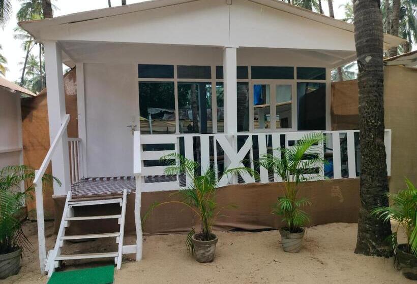 Habitación Deluxe con Balcón, Jessia Coco Huts