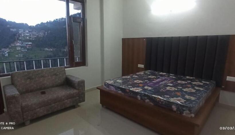 اتاق استاندارد با بالکن, Peaceful Retreat Home Stay