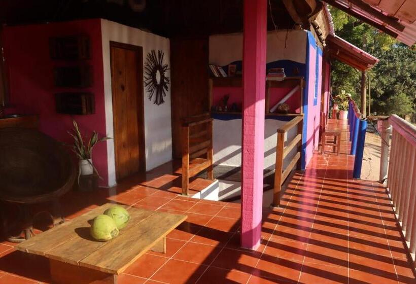 اتاق استاندارد, Posada Reataurante Frida Kahlo