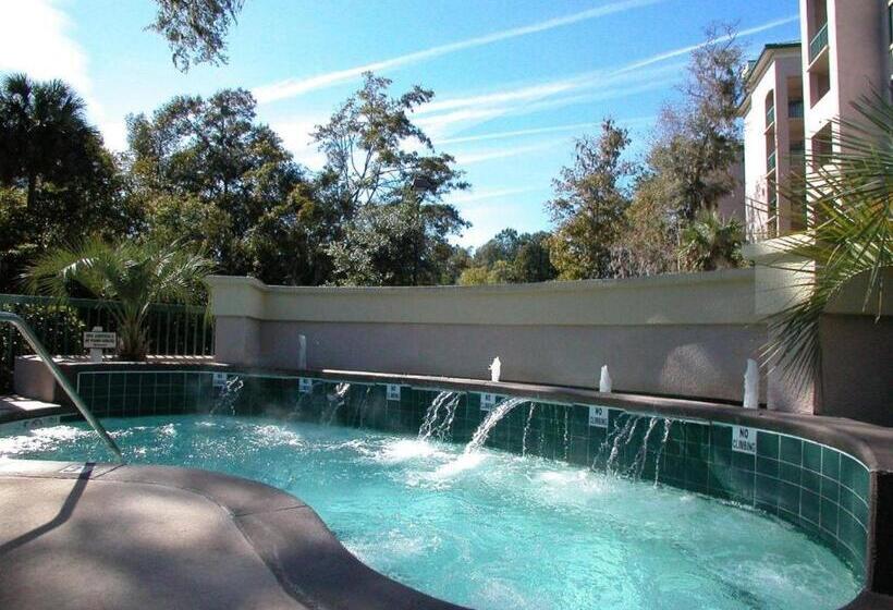 1 Bedroom Apartment Lake View, Waterside By Spinnaker