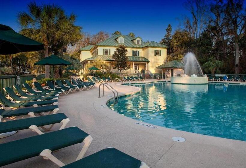 1 Bedroom Apartment Lake View, Waterside By Spinnaker