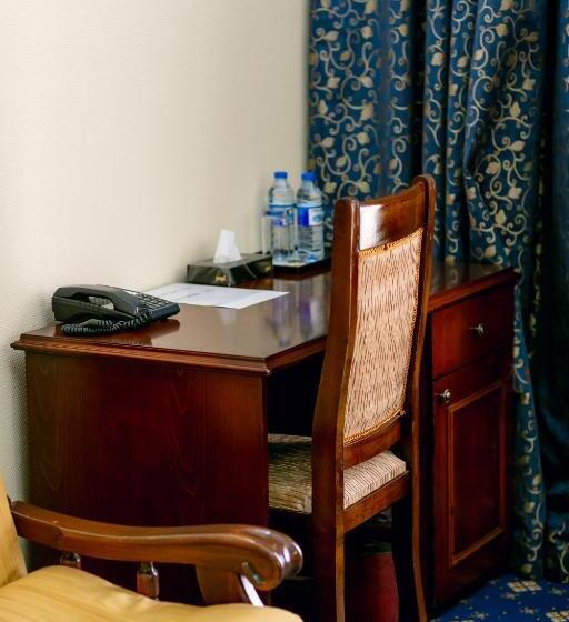 سوییت خانوادگی, Afra Oghuz Mountain Resort