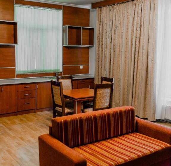 ویلای 2 خوابه, Afra Oghuz Mountain Resort