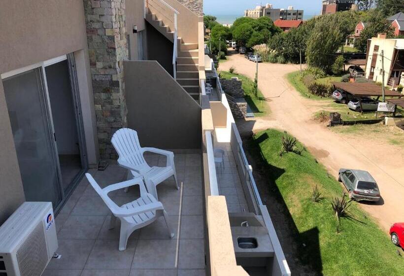 패밀리 룸, Agua & Duna