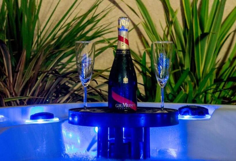 Стандартный Номер Кровать Кинг, Le Petit Paradis