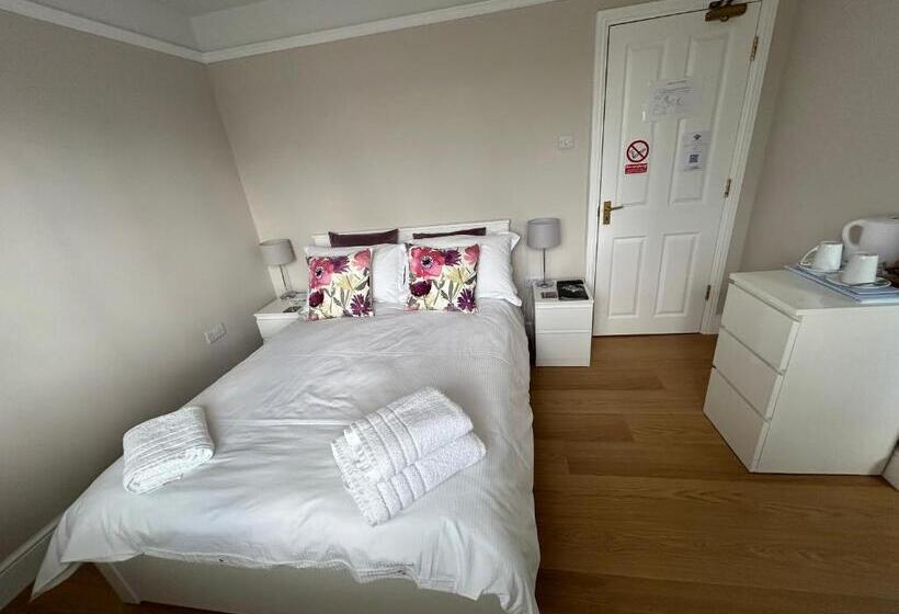 غرفة قياسية, Magnolia House