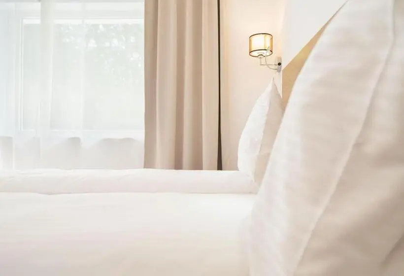 Economy-huone, Aurora Rooms   290m From Aqua Park