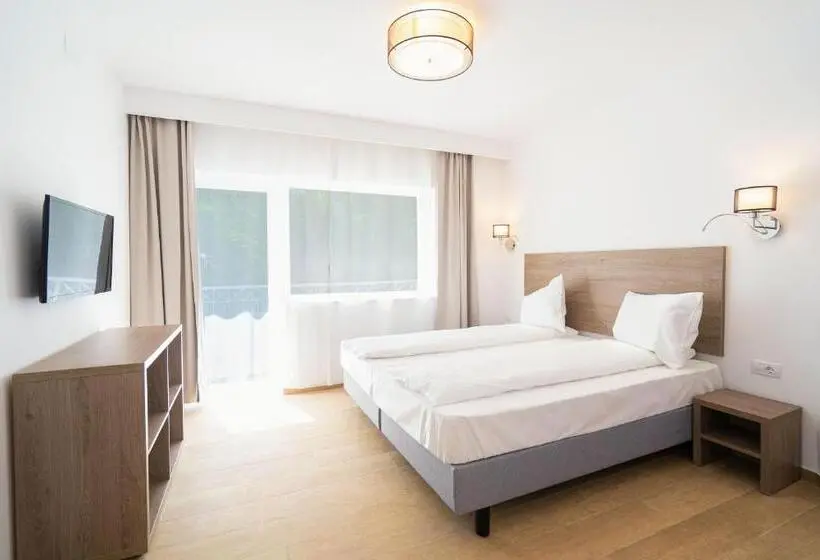 Economy-huone, Aurora Rooms   290m From Aqua Park