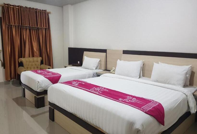 高级套房, Capital O 93263 Linge Land