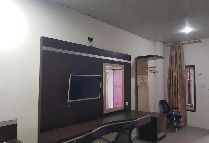 اتاق سوپریور, Capital O 93263 Linge Land
