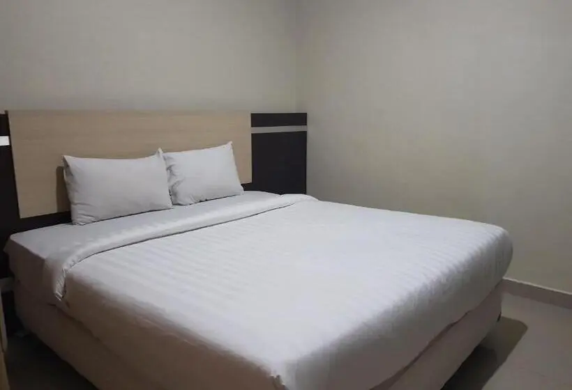 اتاق استاندارد با تخت بزرگ, Capital O 93263 Linge Land