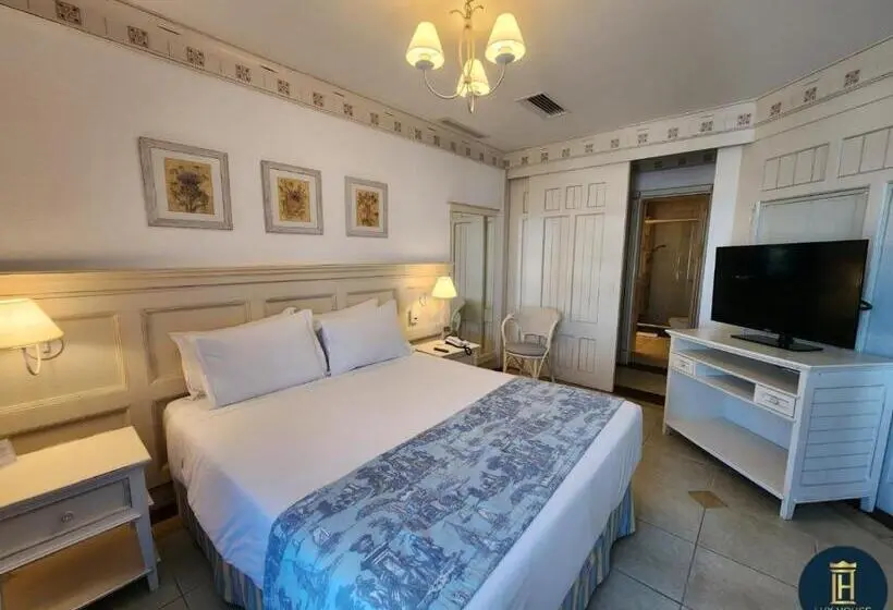 プールビュースイート, Il Campanario Villaggio Resort
