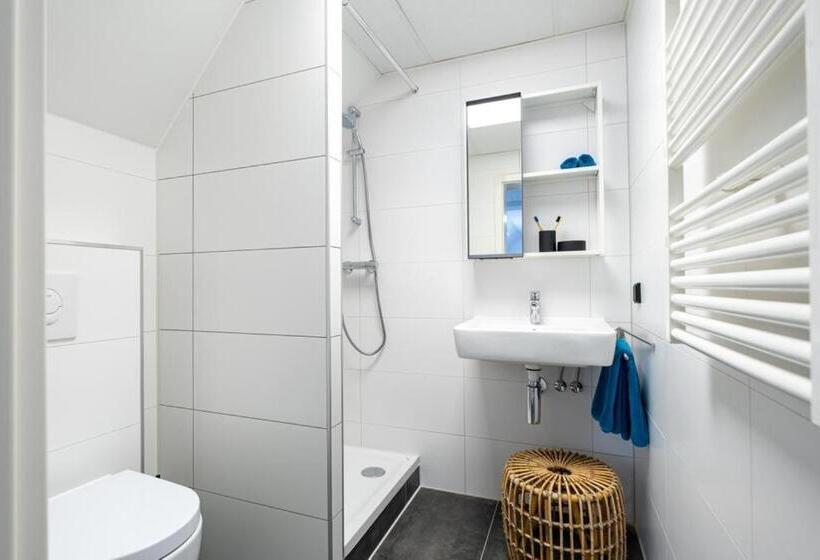 اتاق استاندارد, La Source Epen