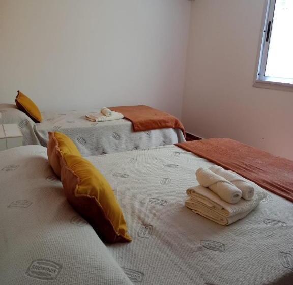 Трехместный Номер Классика, Peter