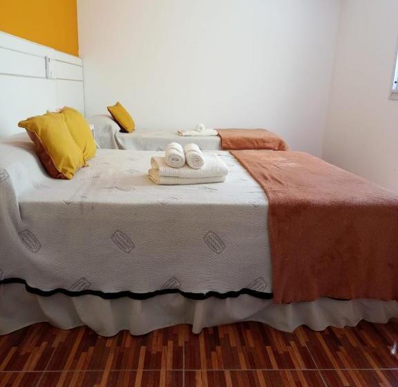 Трехместный Номер Классика, Peter