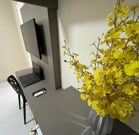 חדר סטנדרט, Sd Plaza