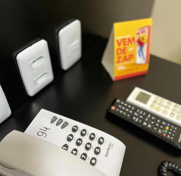 חדר סטנדרט לשלושה, Sd Plaza