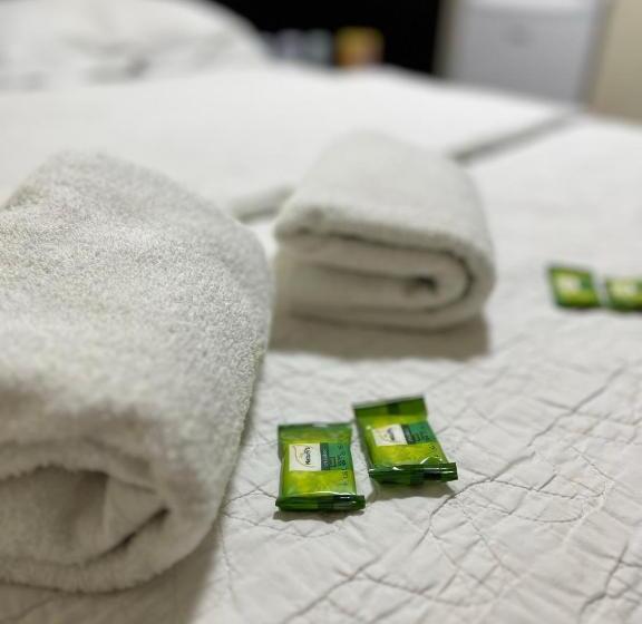 חדר סטנדרט יחיד, Sd Plaza