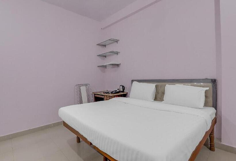 חדר קלאסי לשלושה, Super Oyo Flagship 83435 Silver Grand