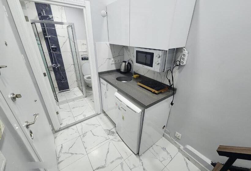 إستوديو سوبيريور, Taxim No1 Suites