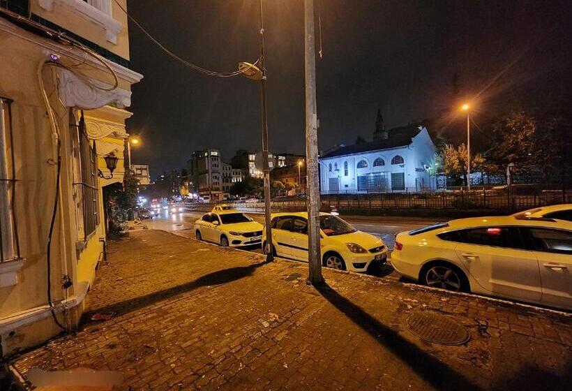 شقة دور أخير غرفة نوم واحدة, Taxim No1 Suites