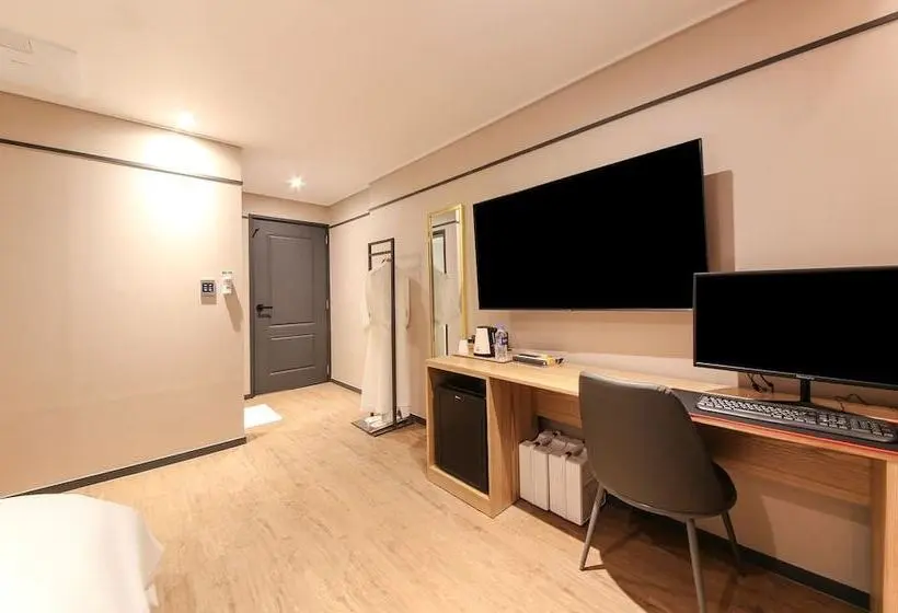 デラックスルーム, Hound Hotel Sasang