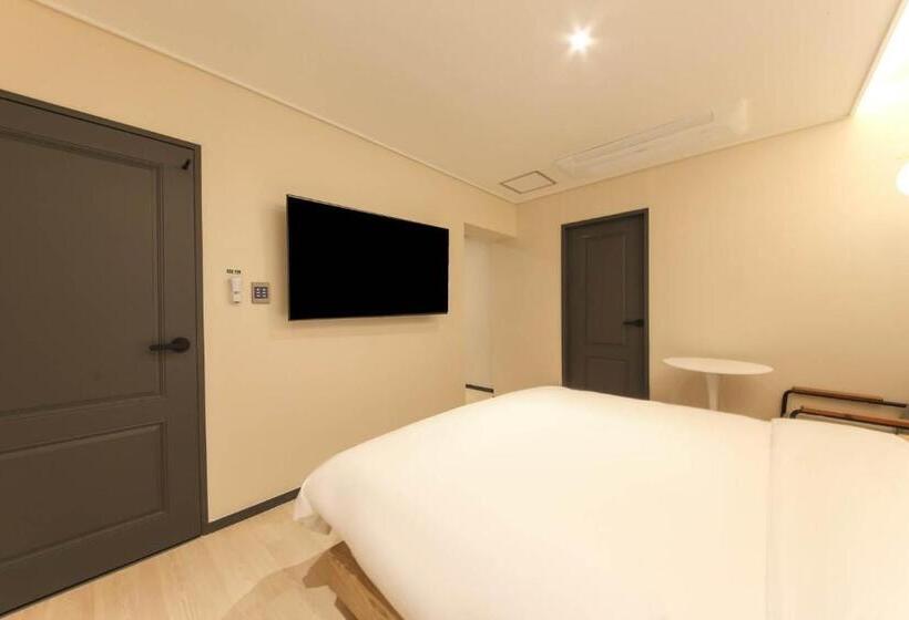 غرفة قياسية, Hound Hotel Sasang