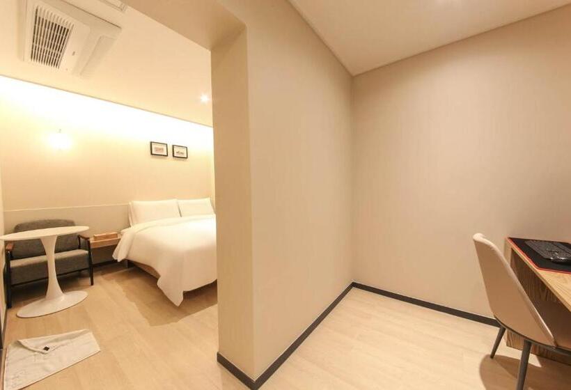 غرفة قياسية, Hound Hotel Sasang