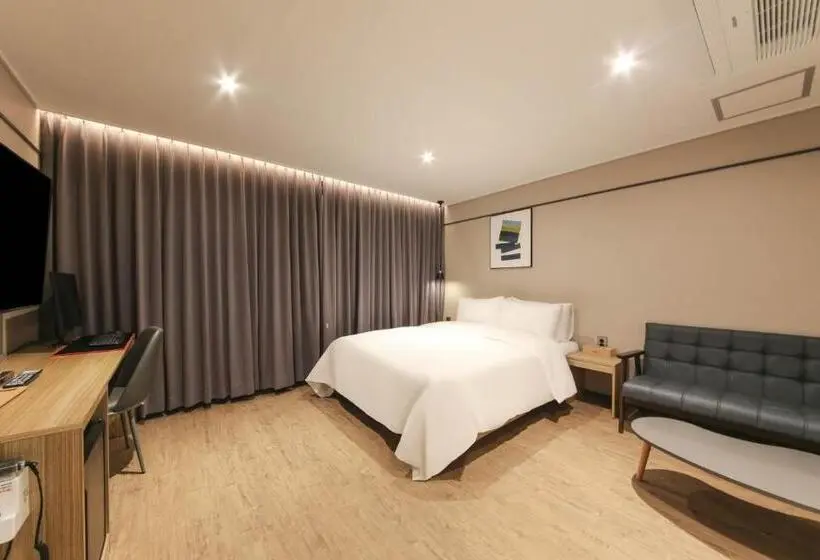 デラックスルーム, Hound Hotel Sasang