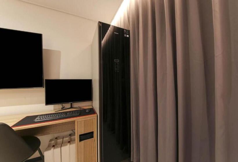 스위트, Hound Hotel Sasang