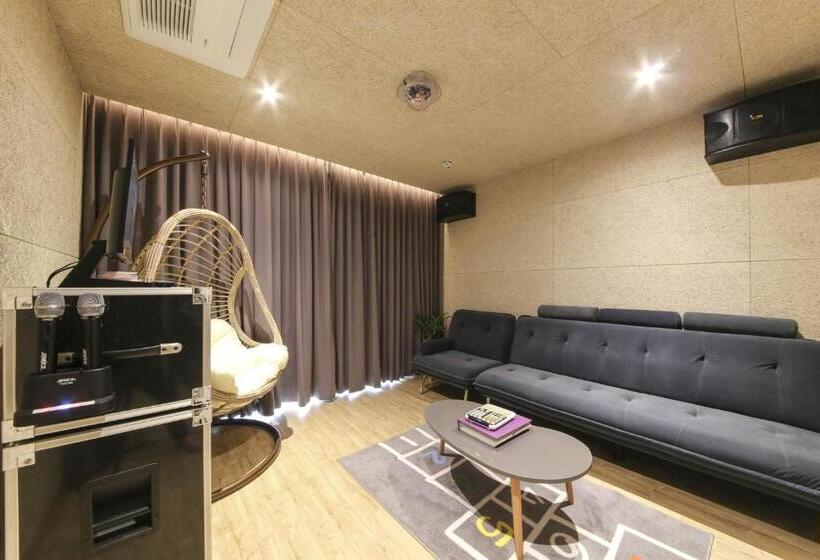 غرفة ديلوكس عائلية, Hound Hotel Sasang