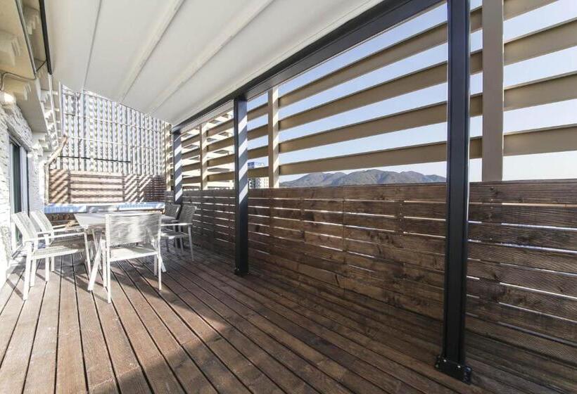 جناح عائلي, Hound Hotel Sasang