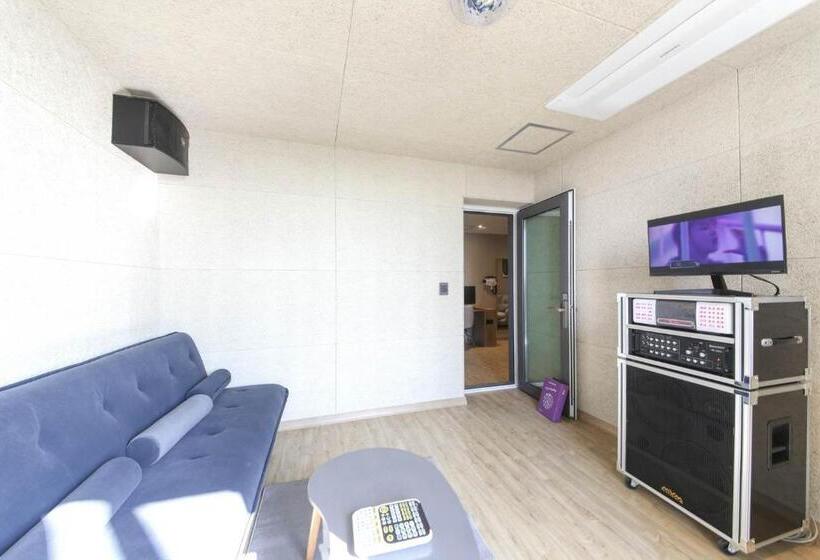 غرفة ديلوكس عائلية, Hound Hotel Sasang