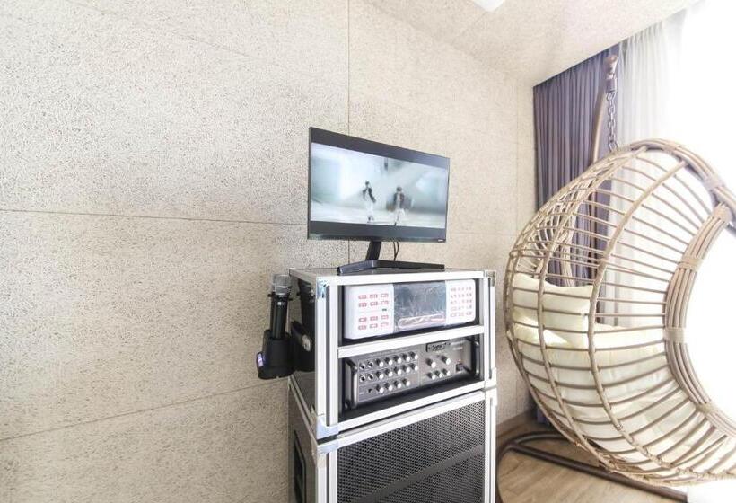 غرفة ديلوكس عائلية, Hound Hotel Sasang