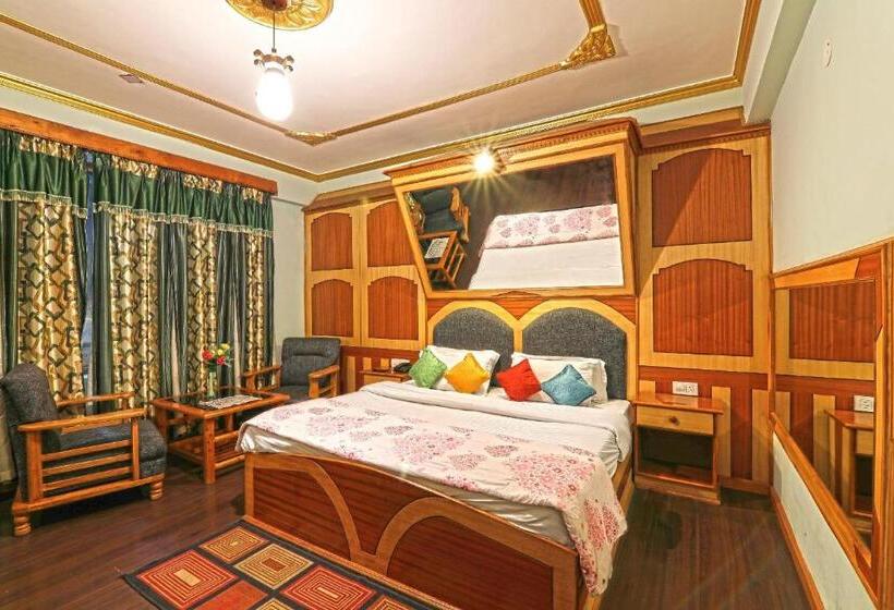 غرفة كلاسيكية ثلاثية, Fabhotel Prini Inn