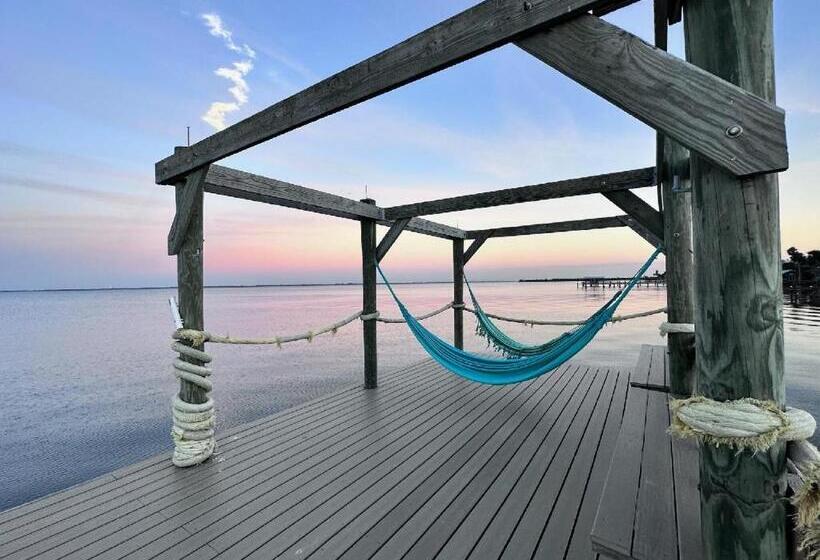 リバービュースイート, Nasa Waterfront Dolphin Suite