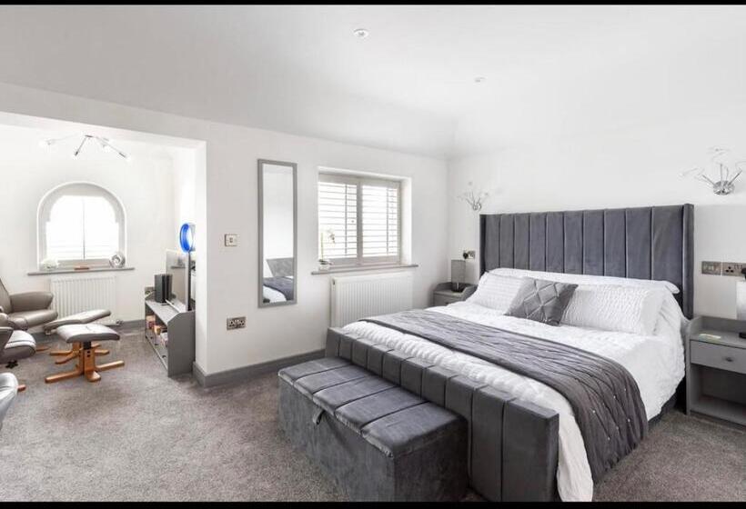 Стандартный Номер Кровать Кинг, The Moores Castle Holiday Suites