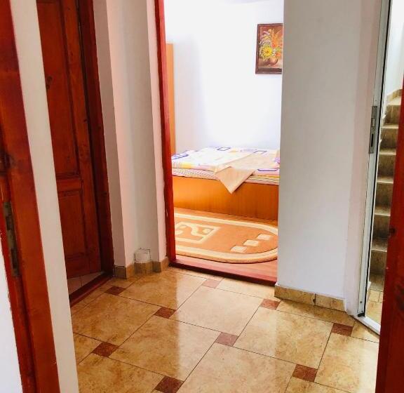 آپارتمان 2 خوابه, Vila Diana
